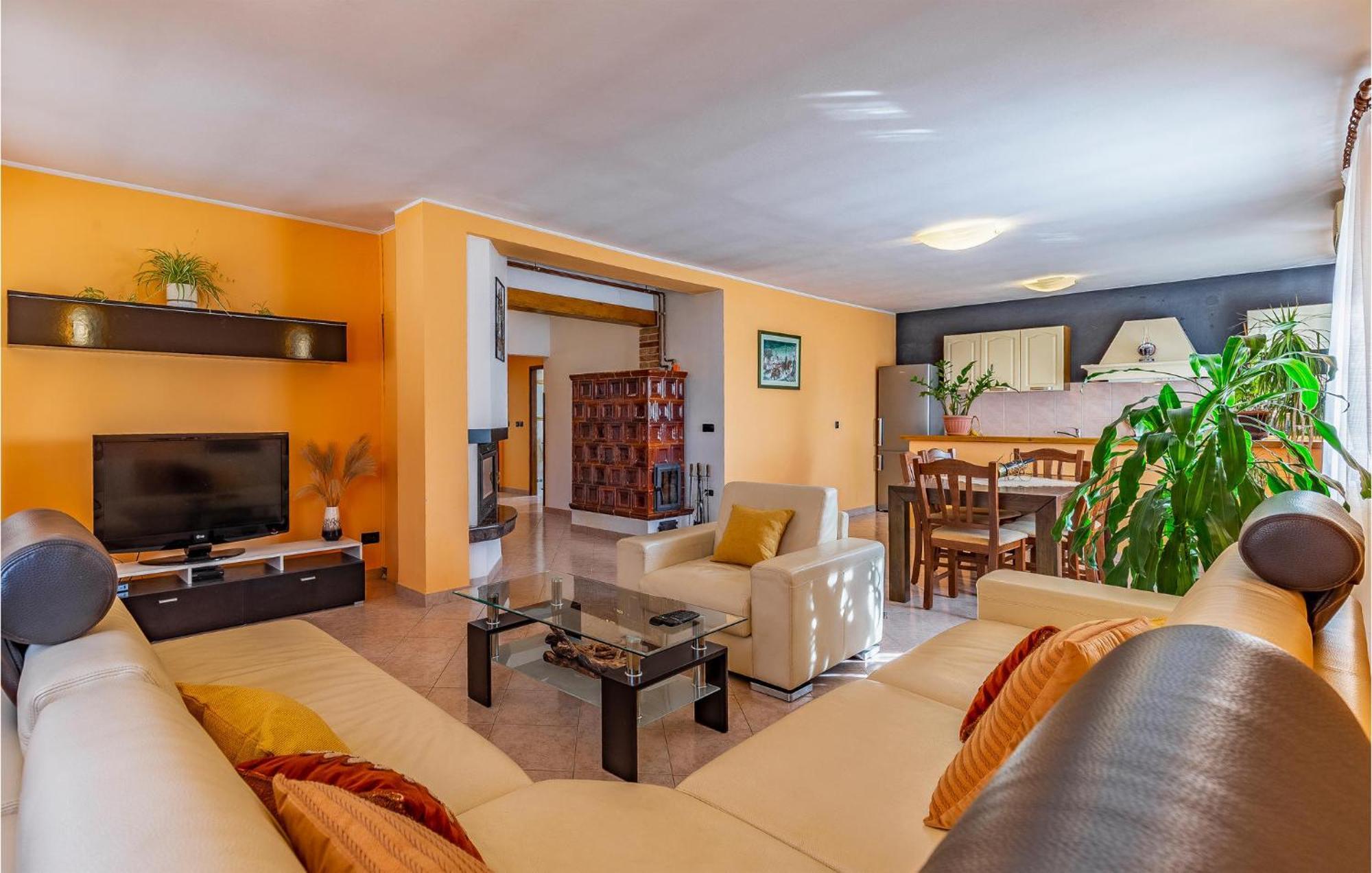 Lovely Home In Sisan With Outdoor Swimming Pool Extérieur photo